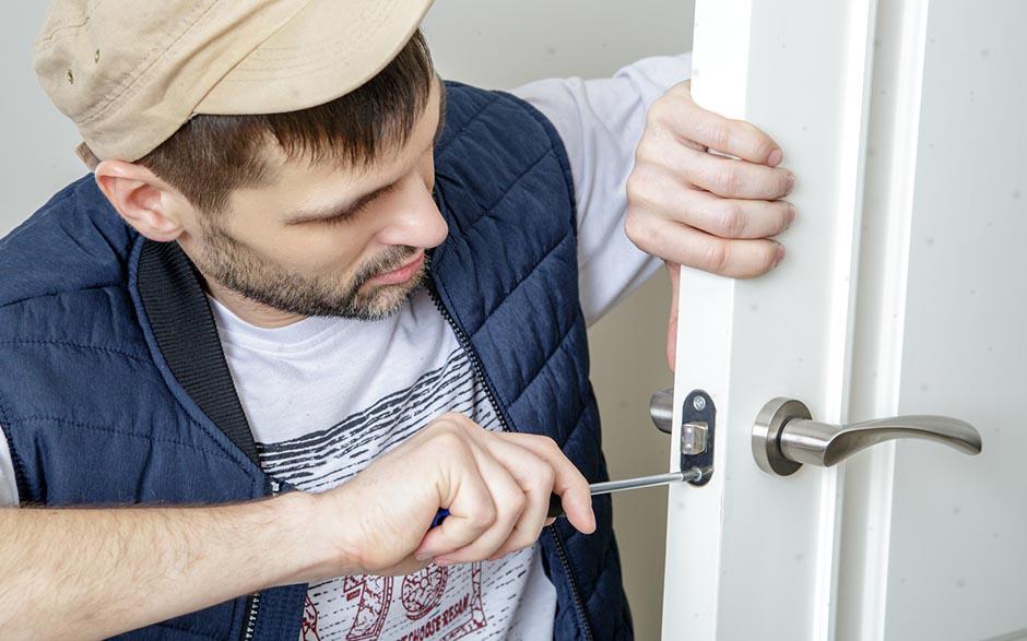comment changer une serrure de porte d'entrée Pontoise